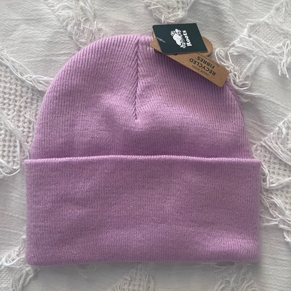 Roots Toque - Picture 5 of 6